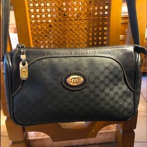 Gucci Authentic shoulder Bag